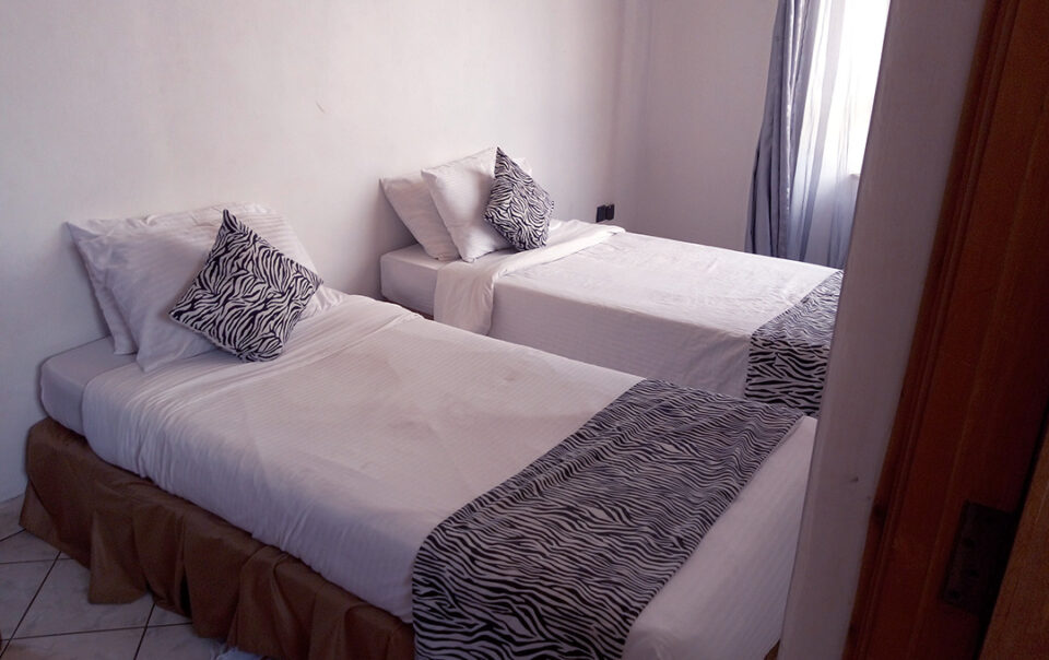 Twin Rooms - plus254 Hotels